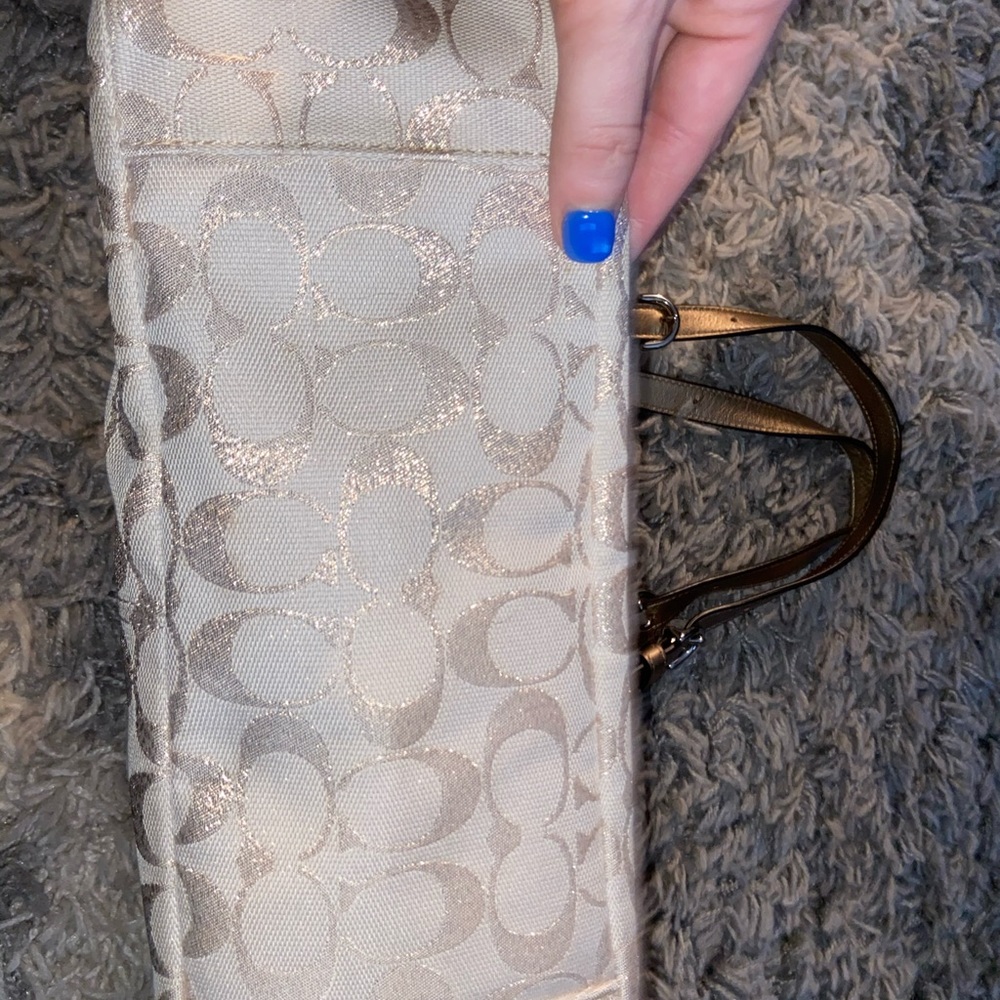 Vintage Coach tote - Picture 4 of 6